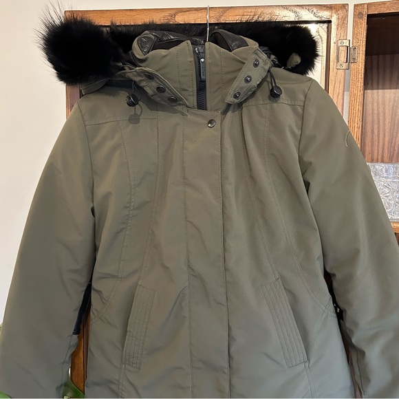 CMFR green winter parka with down filling and leather trim - Picture 4 of 15